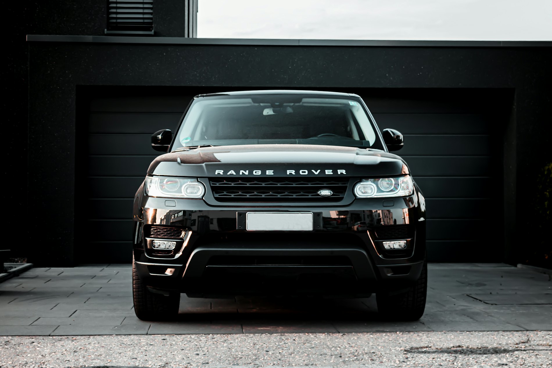 Private chauffeured vehicles